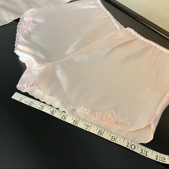 Vintage Diana Hand Embroidered Pink vintage satin intimates Set Shorts & top, M - Picture 8 of 13